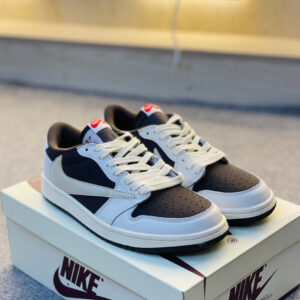 AJ1 Low Reverse Mocha